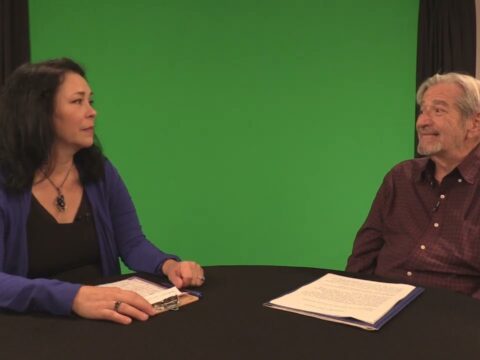 Robert Eidus talks about ginseng with Lisa Almaraz.